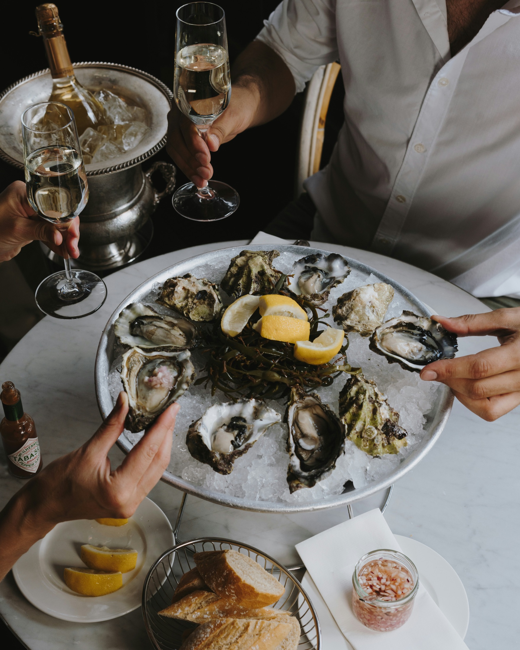 Fresh oysters served over ice